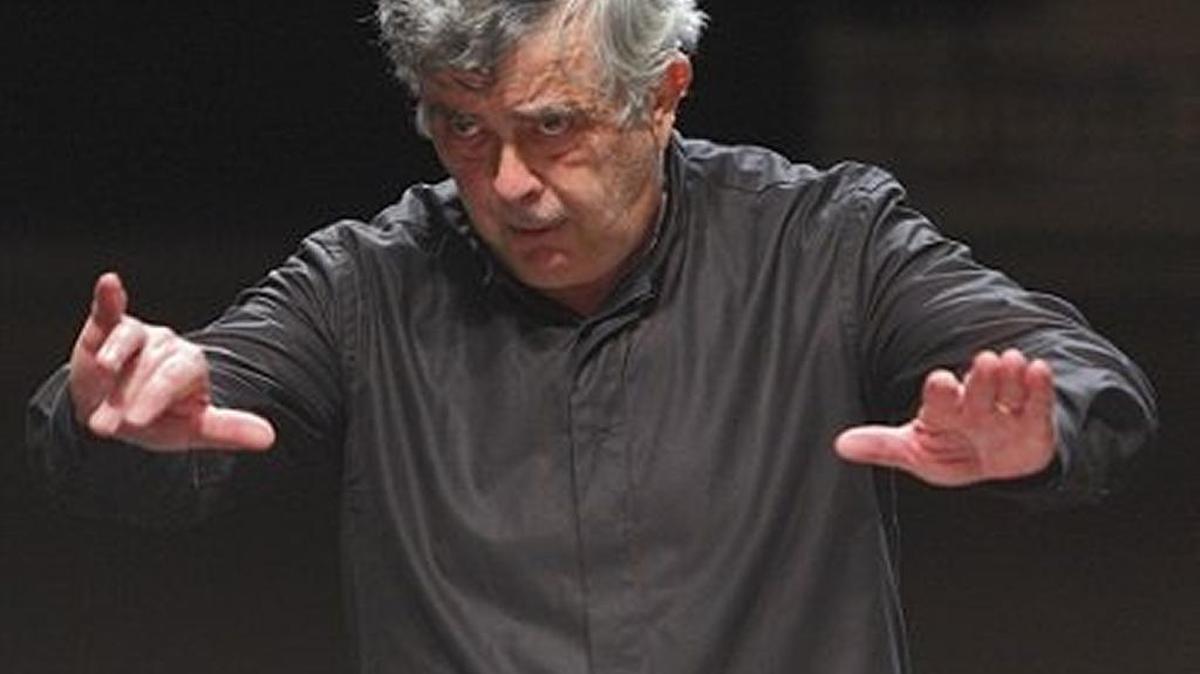 Lorenzo Muti will celebrate his 30th year with the Chamber Orchestra of the Triangle during its 2017-18 season.