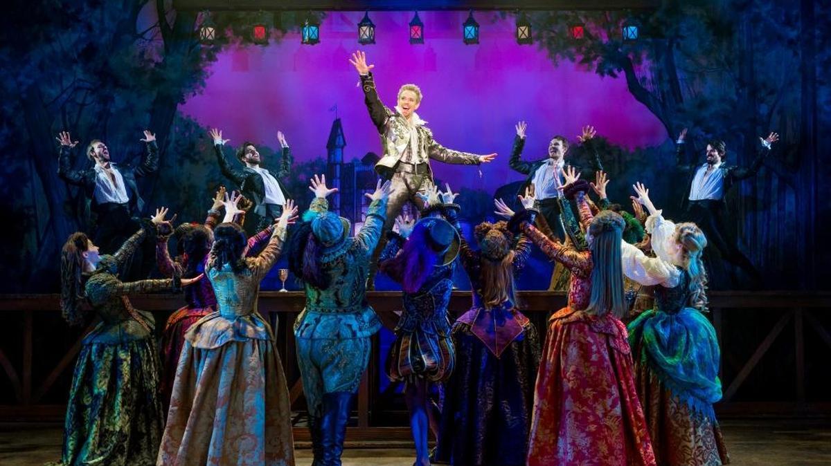 Cast of “Something Rotten!” national tour.