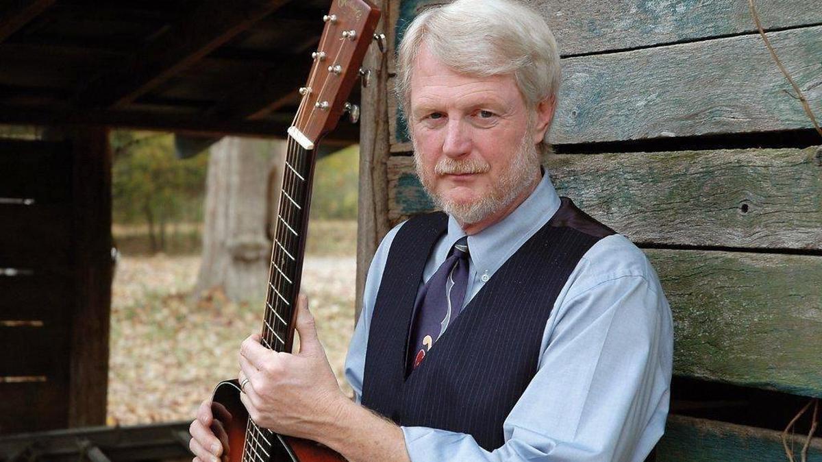 Tommy Edwards will perform a free bluegrass show at The Roost Beer Garden in Fearrington Village in Pittsboro on Friday at 5 p.m.