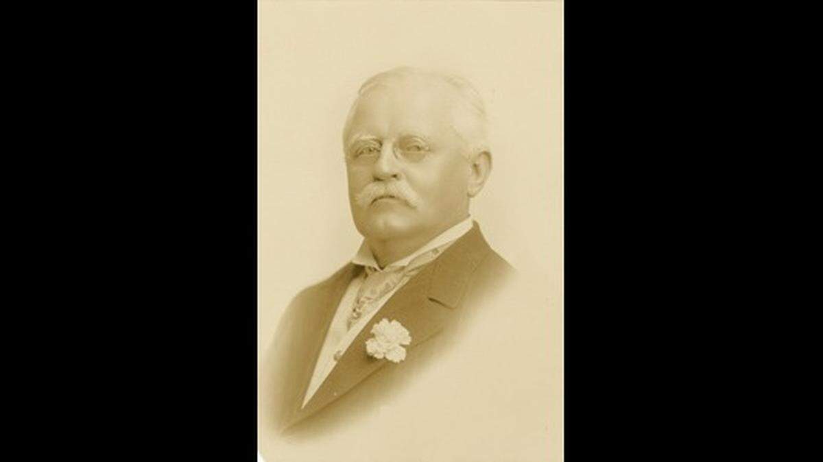 Julian Carr