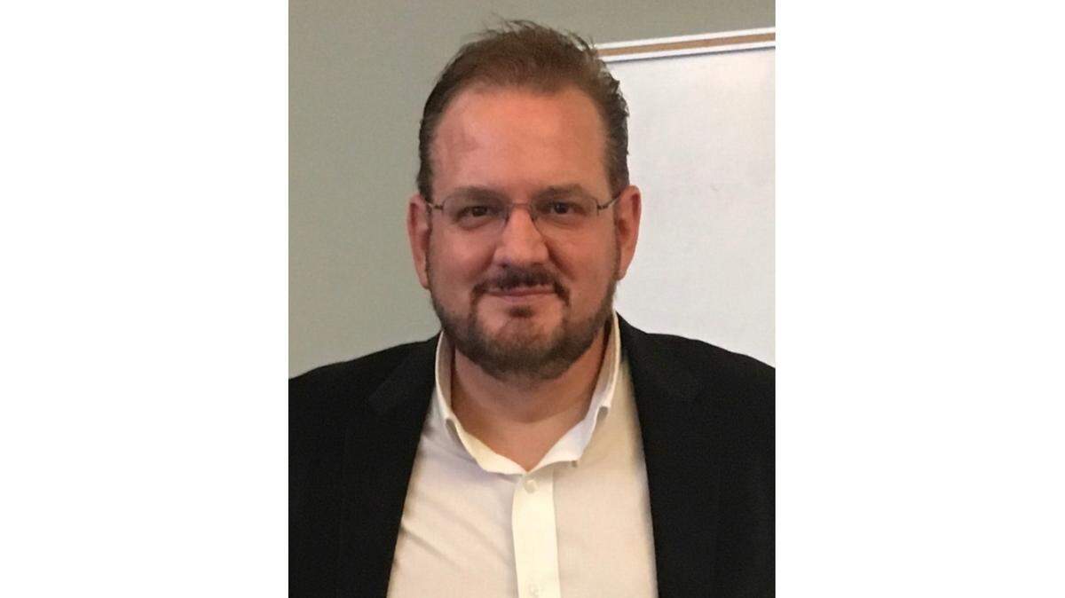 Phillip Seib is a member of the Durham Human Relations Commission.