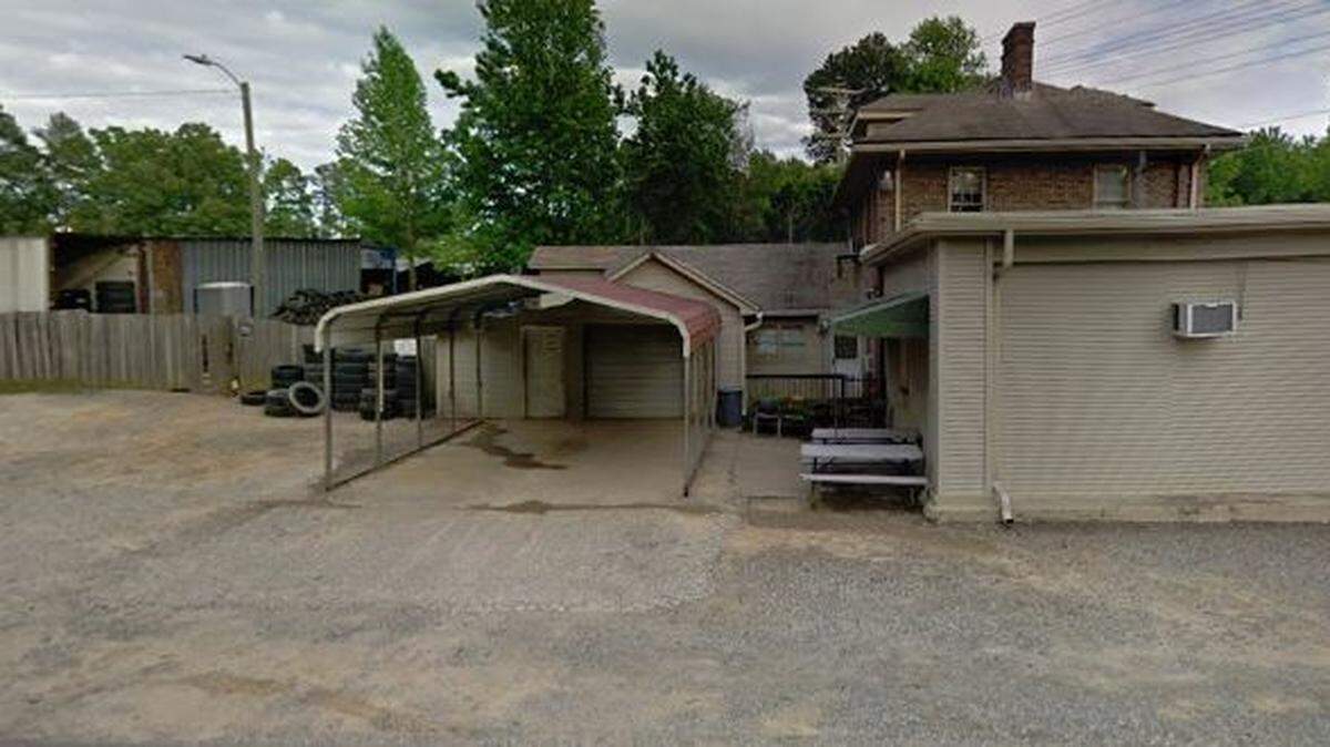 Two employees of JT Tire shop at 2202 E. Geer St. face gun and drug charges after they reportedly sold guns and drugs to a confidential informant during nine different transactions, according to a Durham Police Department search warrant.
