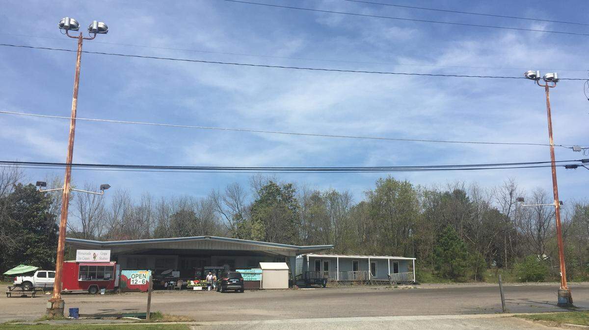 A developer wants to put a new gas station on this property at 165 East St., near downtown Pittsboro.