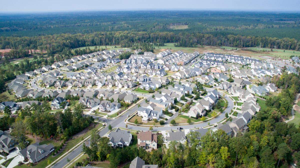 An aerial photo of the 12 Oaks community in Holly Springs.