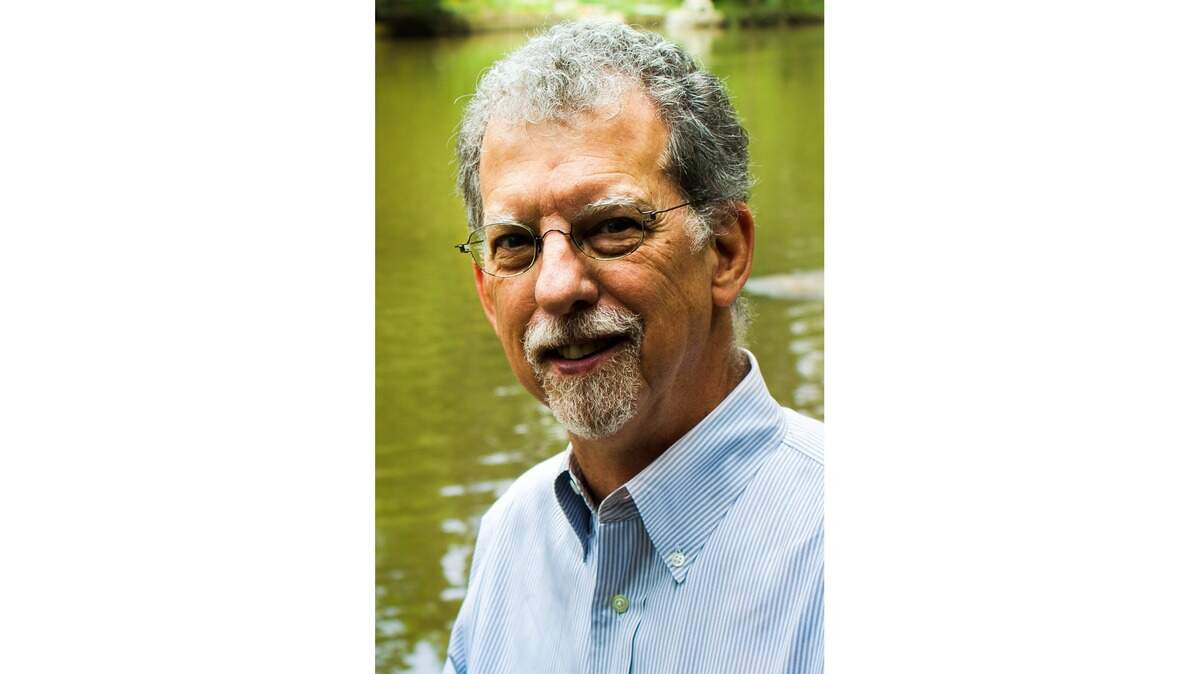 Leonard Beeghley lives in Durham.