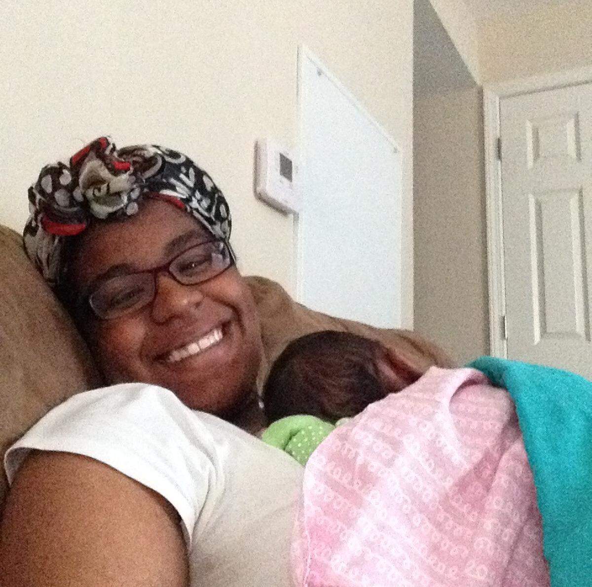 Jarri Clanton and her daughter Karina Noel in early 2015.