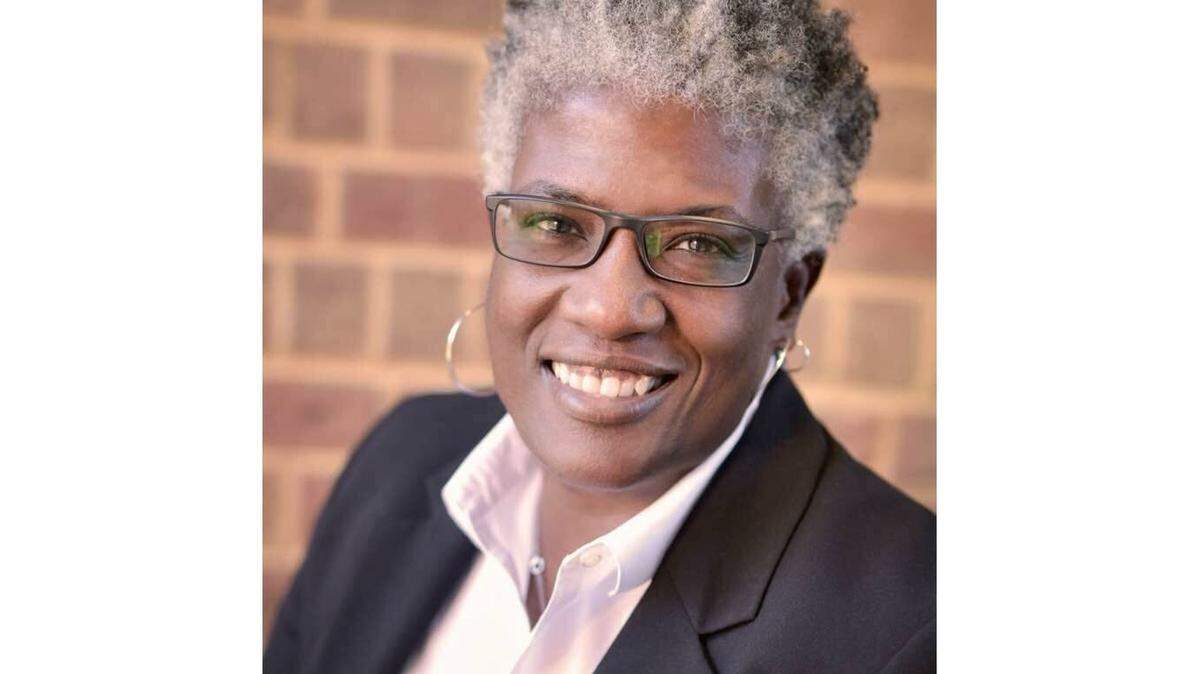 Satana Deberry