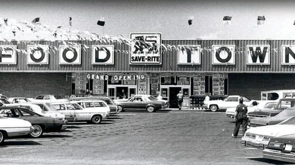 Food Town – the forerunner to Food Lion – first opened its doors on Dec. 12, 1957, in the central North Carolina town of Salisbury. The company has 1,031 stores in 10 states today, but its headquarters remains in Salisbury.