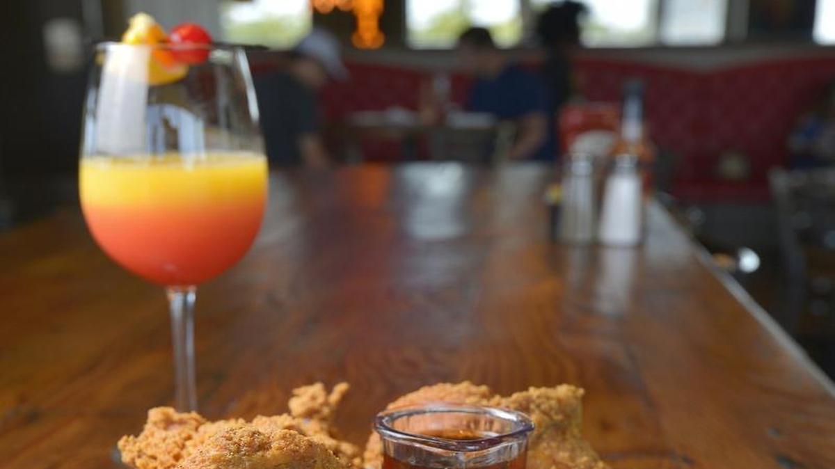 Sunday diners could enjoy a mimosa with their brunch under a bill that moved a little closer to passage Wednesday.