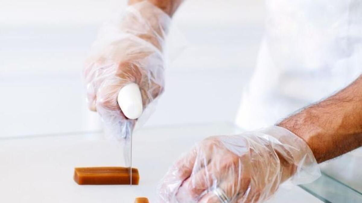 Tom & Jenny’s make a sugar-free caramel candy. The company wants to expand into other candy and snacks.
