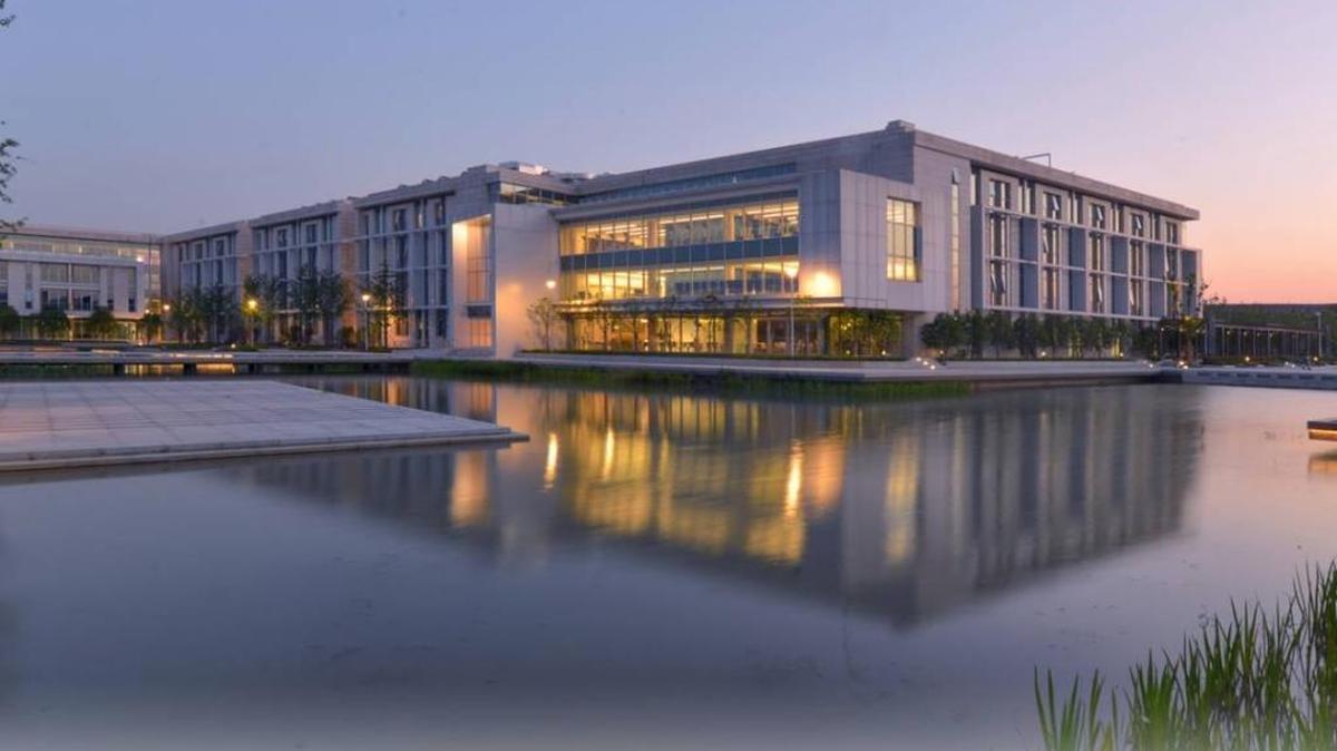 Duke Kunshan University is preparing to enroll undergraduate students for the first time in the fall of 2018 and come the 2020-21 academic year will be sending them to study on Duke University’s Durham campus.