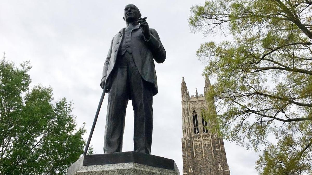 Duke University officials stepped in after the student newspaper reported that its staff had been barred from enrolling in a course about hedge funds.