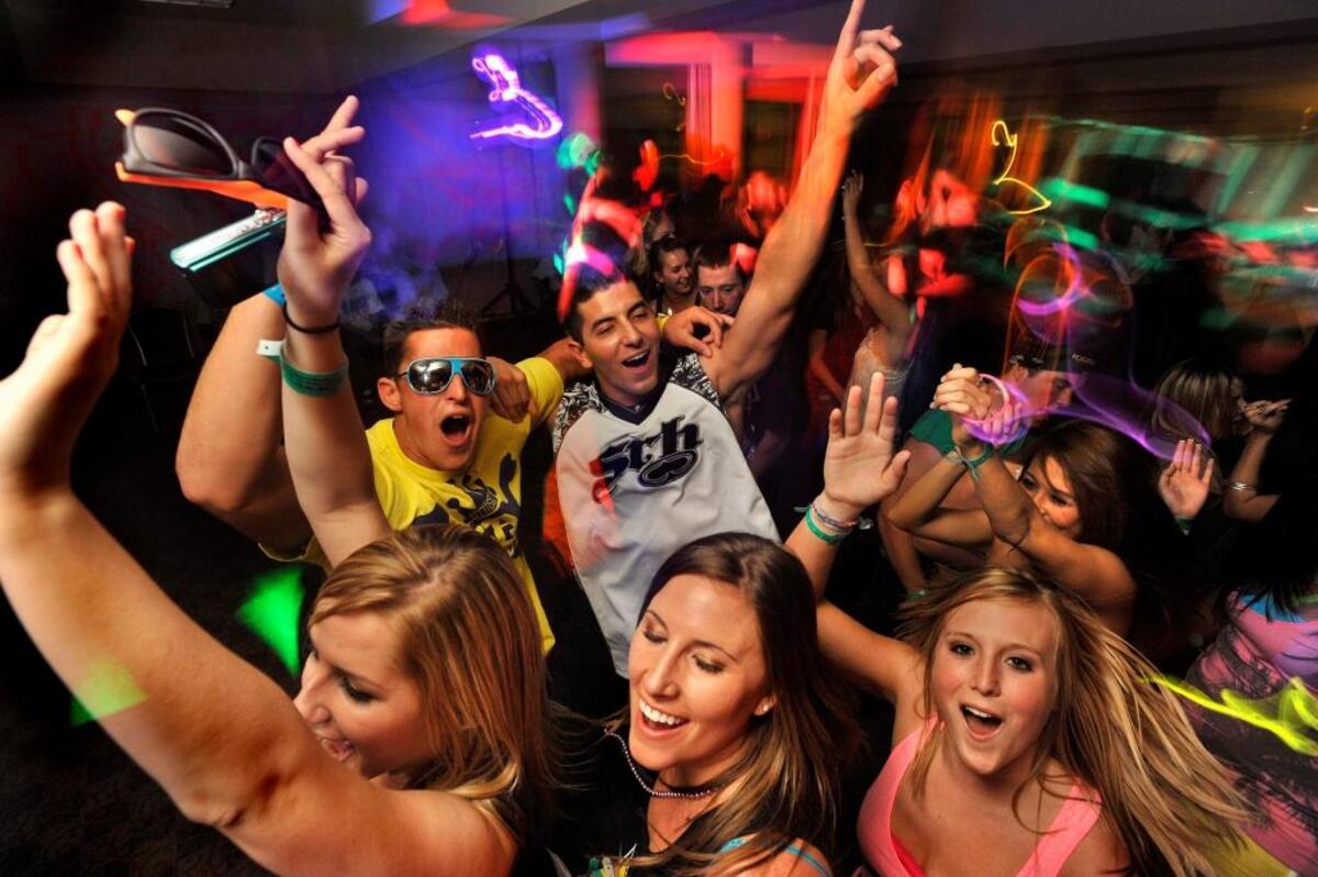 Chapel Hill and UNC are exploring a new ordinance that would let police levy fines on party hosts and residents who hold unruly and excessively loud parties on private property around town.