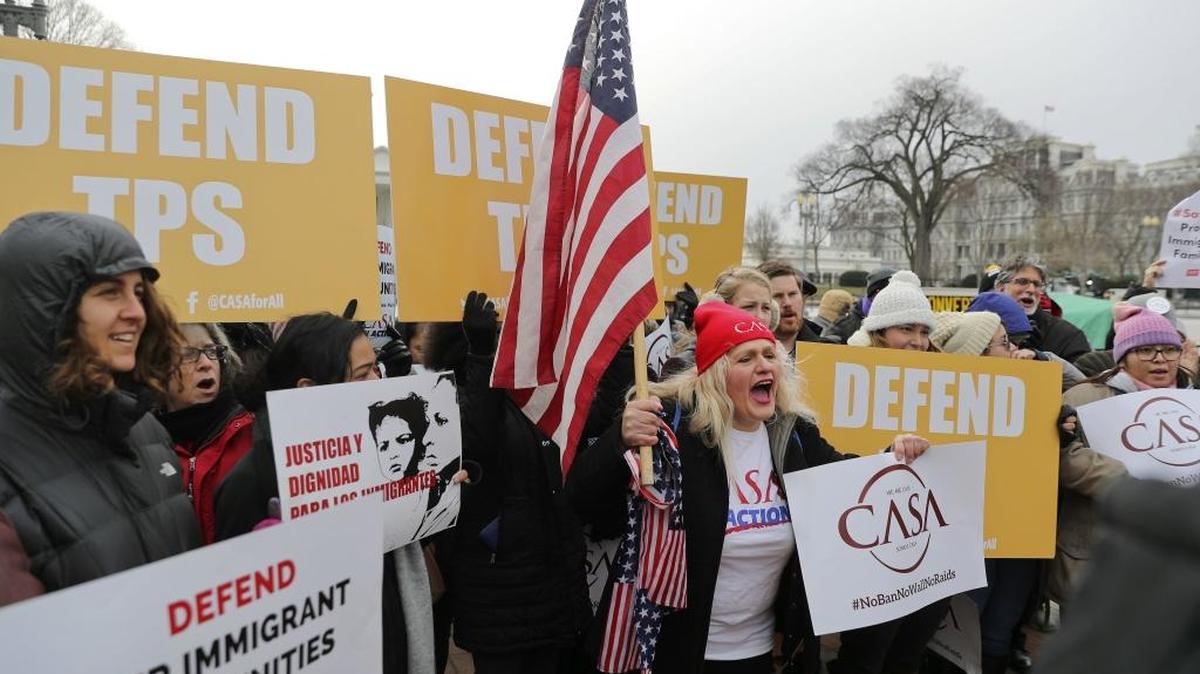 CASA de Maryland, an immigration advocacy and assistance organization, holds a rally Monday, Jan. 8, 2018, in Lafayette Park, across from the White House in Washington, D.C. The group was protesting the Trump administration’s decision to end Temporary Protective Status for nearly 200,000 people from El Salvador.