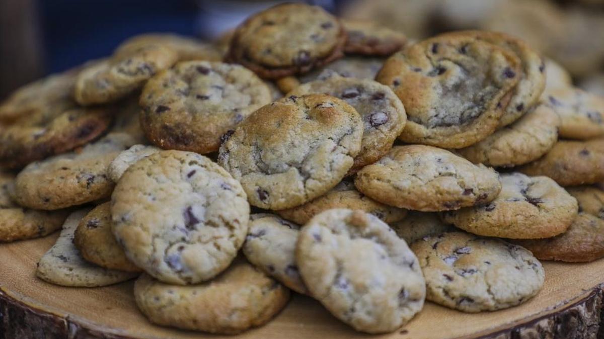 A recent survey by Nestle Toll House found North Carolinians’ favor chocolate chip cookies without nuts. You can get some for free or at a discount at selected retailers on National Cookie Day, celebrated Monday, Dec. 4.