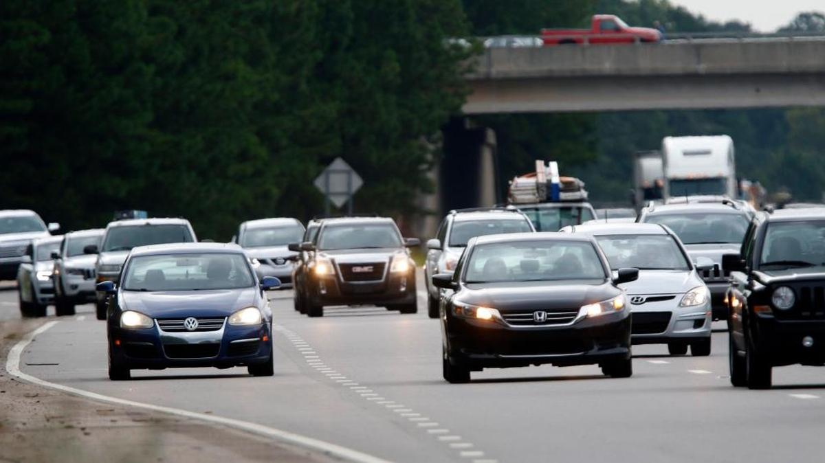 Westbound Interstate 540 traffic tries to merge into traffic at the Six Forks Road on-ramp in this 2016 file photo. The eastbound I-40 ramp to I-540 near Raleigh-Durham International Airport will be closed over Labor Day weekend for repairs.