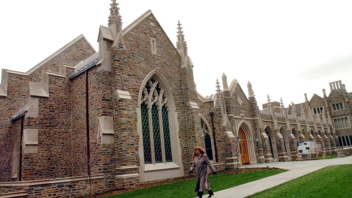 The architecture of this addition to the Duke University Divinity school complements the neo-Gothic architecture of Duke Chapel. The exterior was built using more than 100 tons of stone from Duke Quarry (in NC) and 48 truckloads of Indiana limestone.