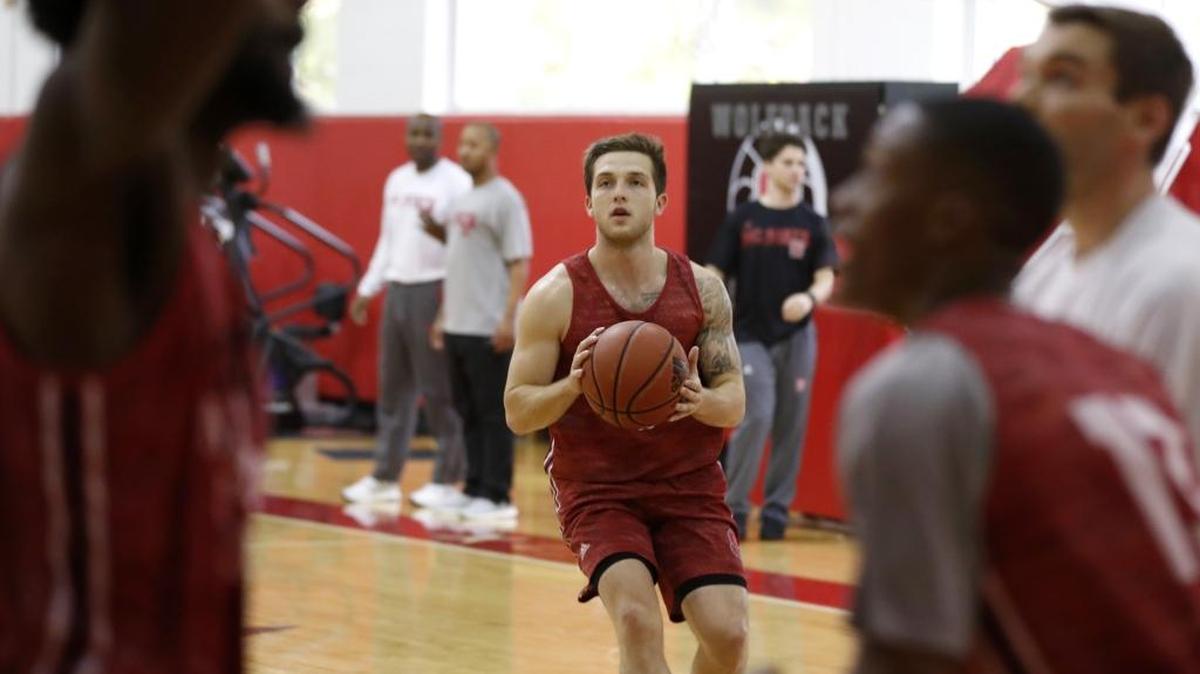 N.C. State’s Braxton Beverly prepares to shoot during practice on Nov. 1.
