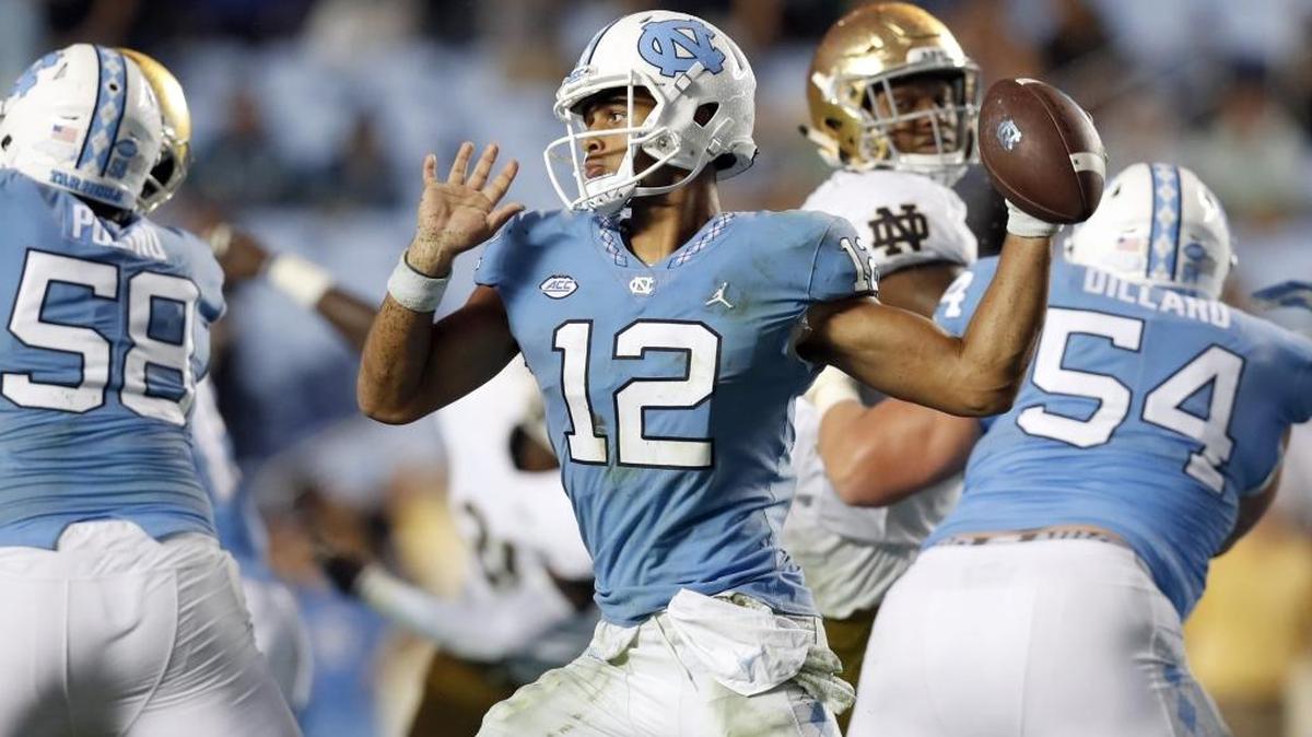 North Carolina quarterback Chazz Surratt (12) prepares to pass during the second half of Notre Dame's 33-10 victory over UNC at Kenan Stadium in Chapel Hill, NC Saturday, Oct. 7, 2017.