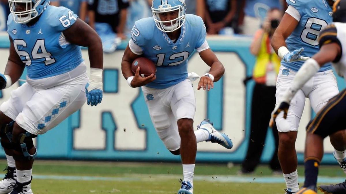 UNC's Chazz Surratt (12) in the Sept. 2 game againt California at Kenan Stadium.