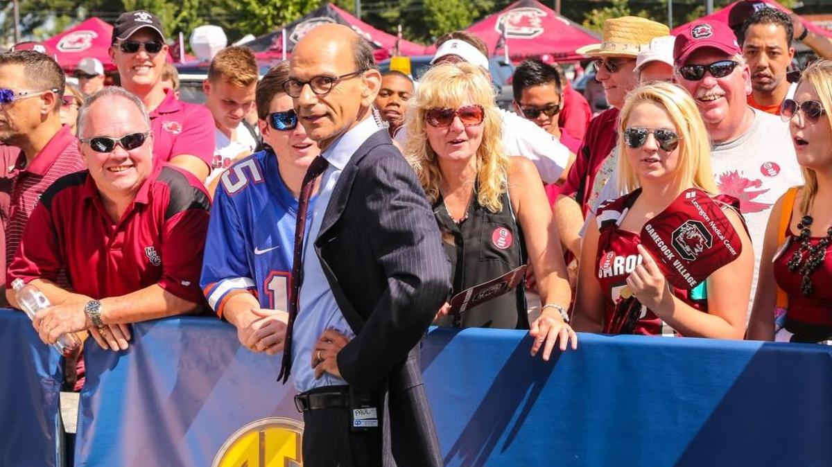 Paul Finebaum talked with fans gathered around the inaugural SEC Nation before the Gamecocks game against the Aggies in 2014.