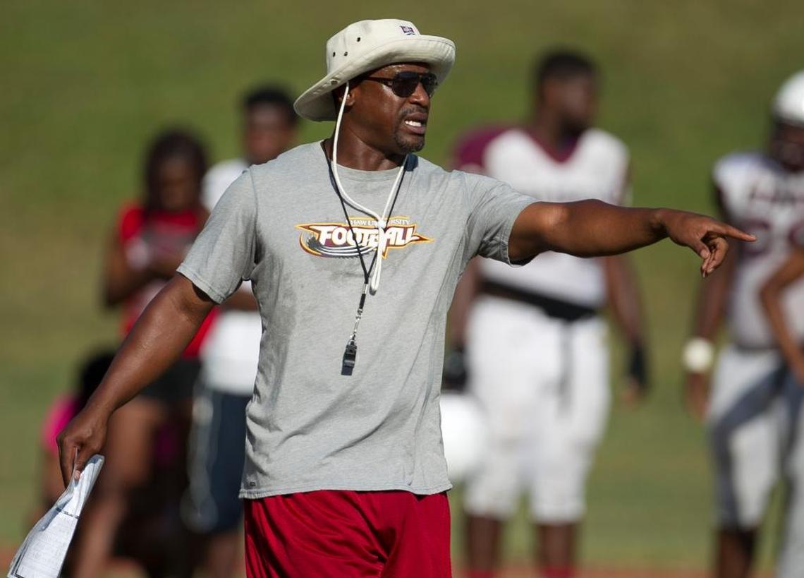 Shaw head football coach Adrian Jones directs his team during practice in 2016.