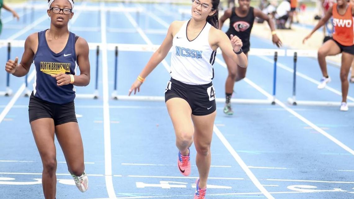 DSA girls take fourth in 2-A track